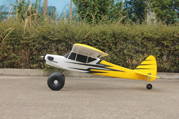 Dynam Primo Trainer Yellow RC Plane 1.45m Wingspan - Image 3